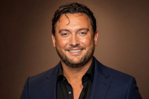 Tino Martin