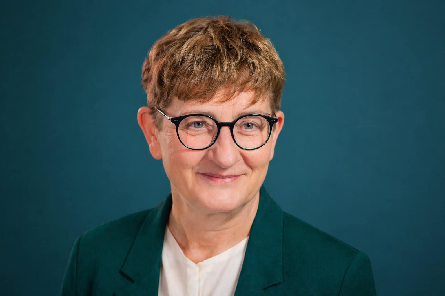 Andrea van Pol