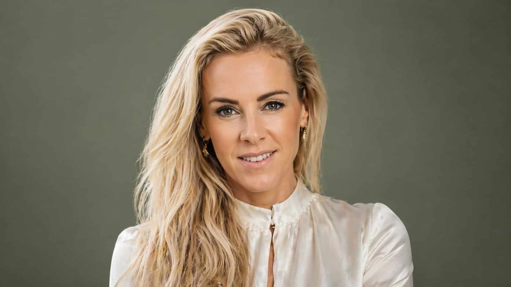 Roos Reedijk wiki